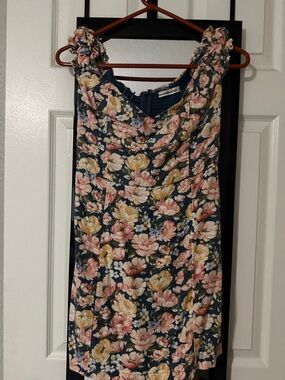 Abercrombie & Fitch Navy Floral Shell Top